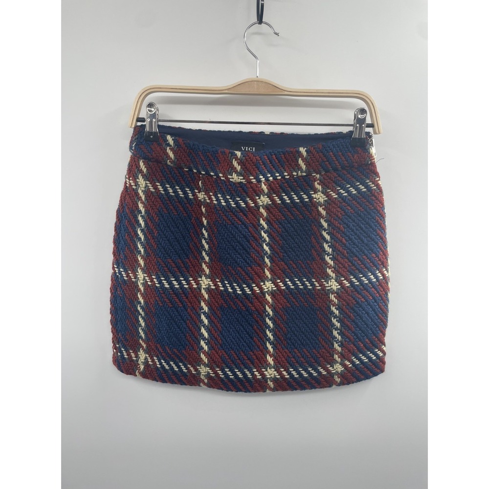 NWOT VICI Linden Plaid Knitted Mini Skirt Women Medium Navy Brown Pull-On Modern